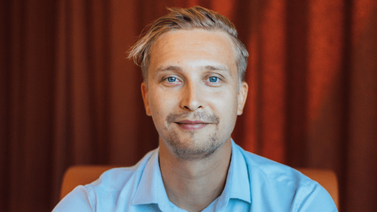 Tekoälyaikakauden verkkokaupan SEO rakennetaan kattavalla tuotedatalla